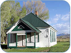 Fairview Schoolhouse Image